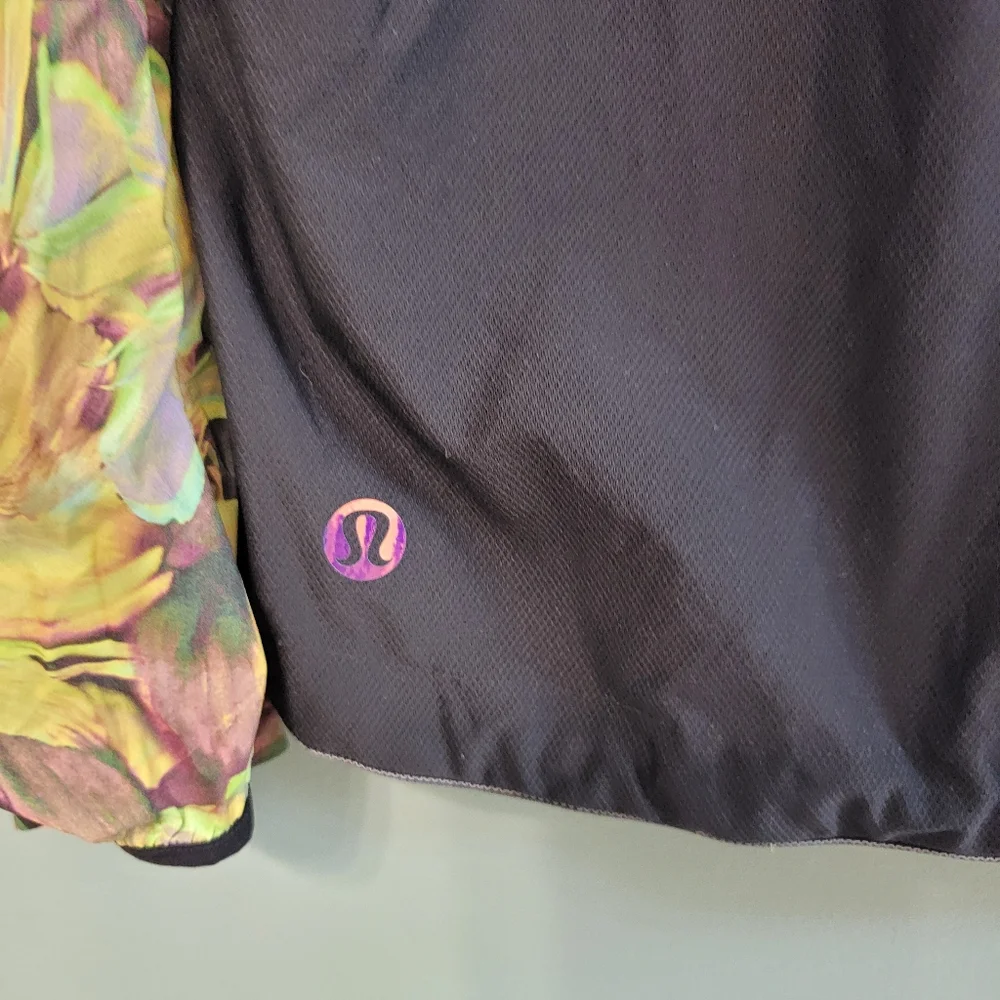 Lululemon Athletica‎ Fast And Free Womens Lightweight Jacket Size MD Workout